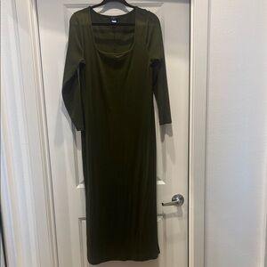 Old Navy Olive Green Long Sleeve Maxi Dress